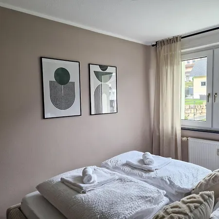 Staytona Waldgold - Balkon, Parkplatz & Blick Ins Gruene Apartment